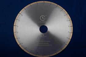 昌利品牌鋸片介紹使用金剛石鋸片注意事項(xiàng) 昌利品牌鋸片介紹使用金剛石鋸片注意事項(xiàng)